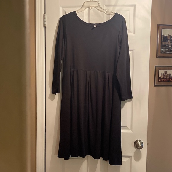 24seven Comfort Apparel Black Dress - Picture 1 of 3